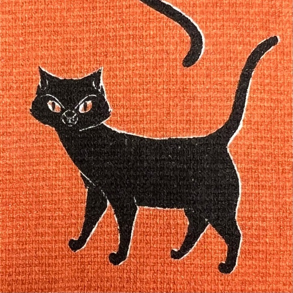 Disney NEW Kitchen Towel Thackery Binx Hocus Pocus Halloween Black Cat NWT - Picture 6 of 11